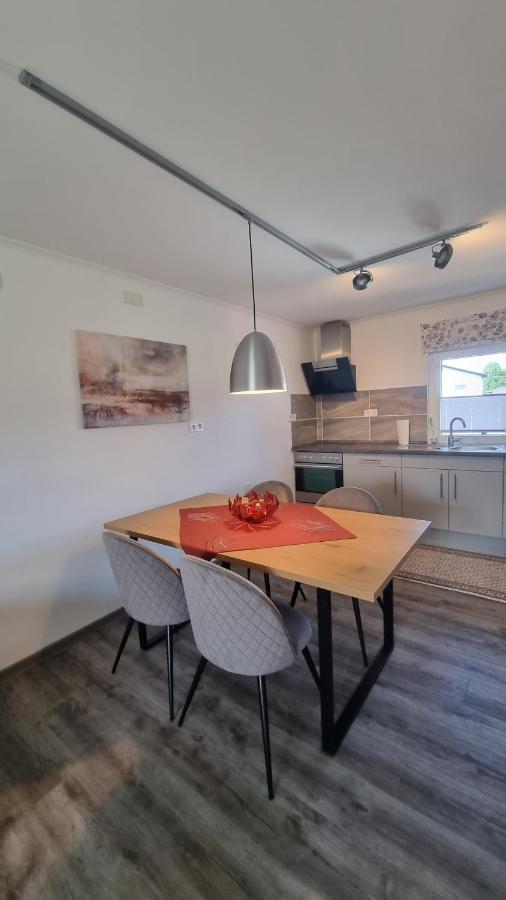 Apartamento Unter Der Linde Sankt Wendel Exterior foto